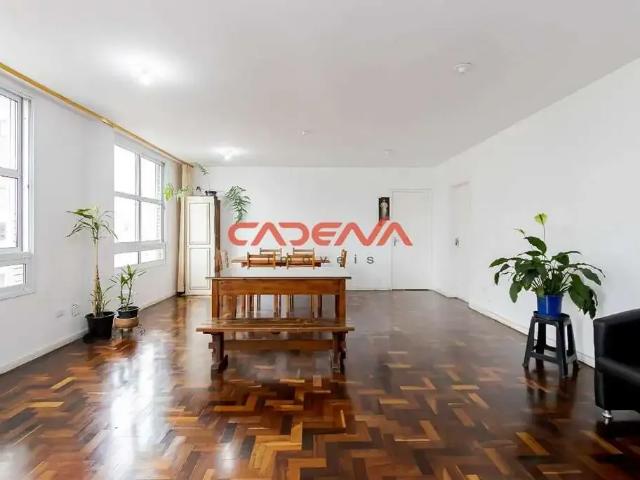 Apartamento para Venda em Curitiba/PR Centro 3 Quartos