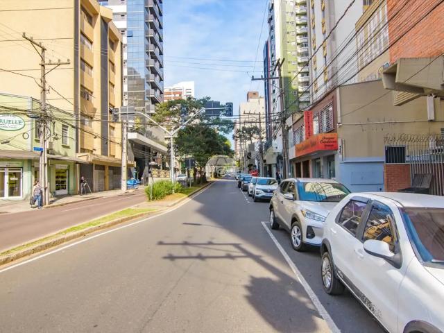 Apartamento para Venda em Curitiba/PR Centro 3 Quartos