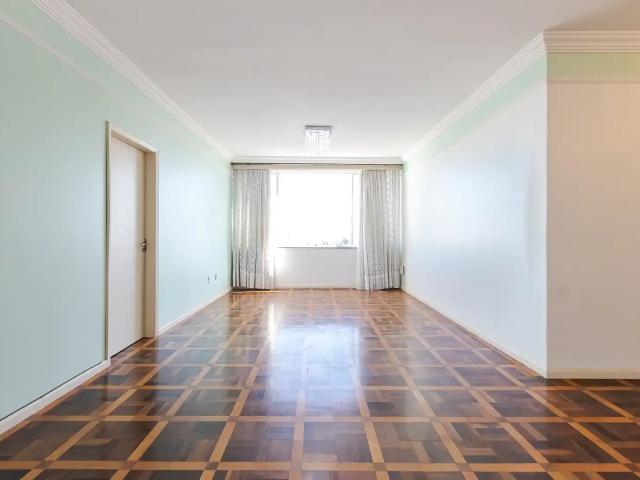 Apartamento para Venda em Curitiba/PR Centro 4 Quartos