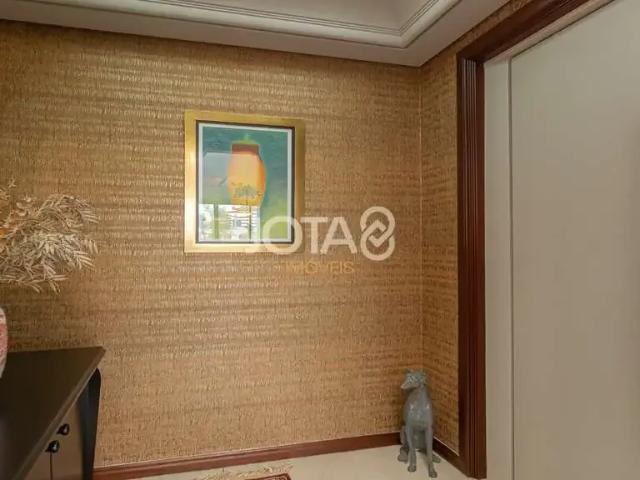 Apartamento para Venda em Curitiba/PR Centro 4 Quartos