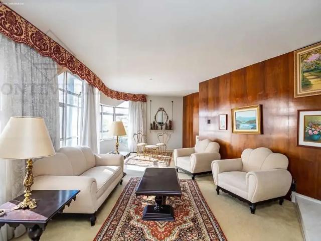 Apartamento para Venda em Curitiba/PR Centro 4 Quartos