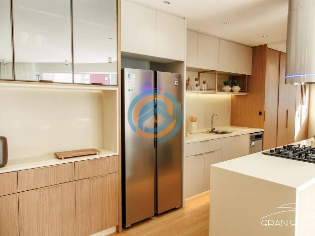 Apartamento para Venda em Curitiba/PR Cristo Rei 2 Quartos
