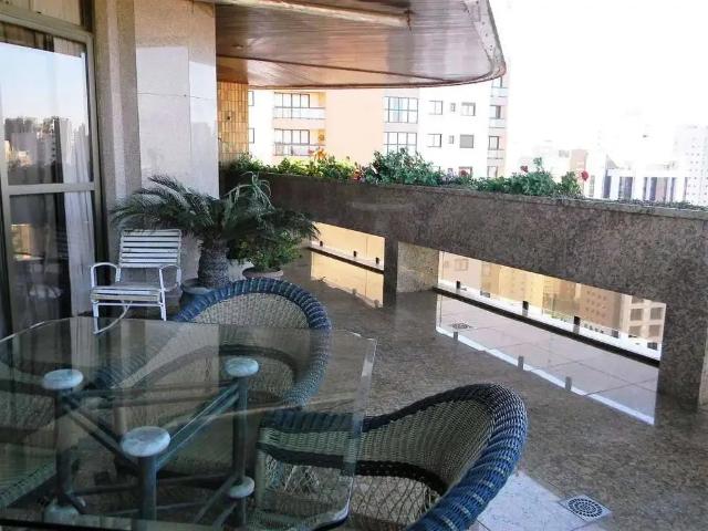 Apartamento para Venda em Curitiba/PR Água Verde 4 Quartos