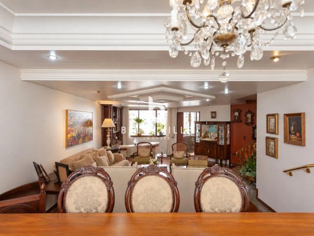 Apartamento para Venda em Curitiba/PR Água Verde 4 Quartos