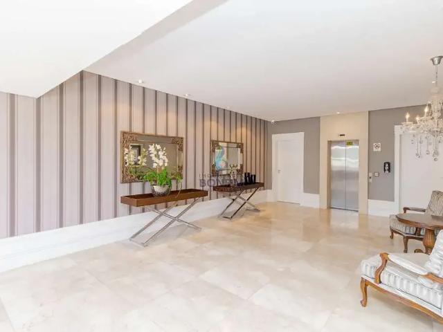 Apartamento para Venda em Curitiba/PR Água Verde 4 Quartos