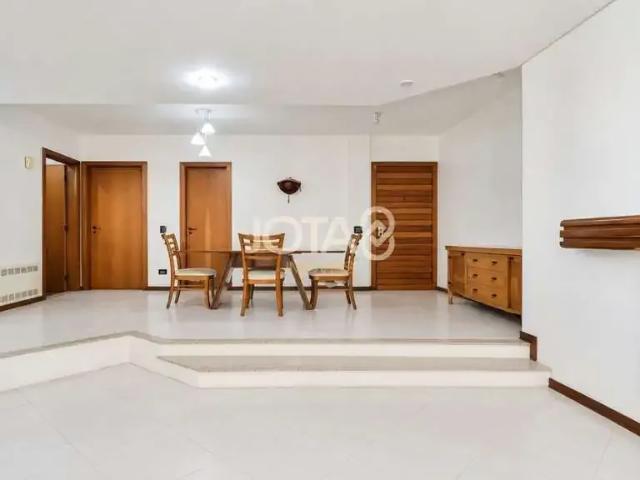 Apartamento para Venda em Curitiba/PR Água Verde 2 Quartos