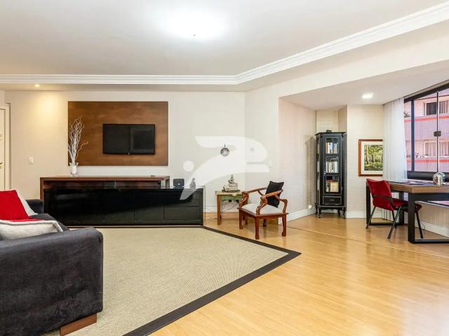 Apartamento para Venda em Curitiba/PR Água Verde 2 Quartos