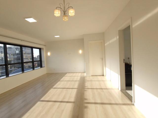 Apartamento para Venda em Curitiba/PR Água Verde 3 Quartos