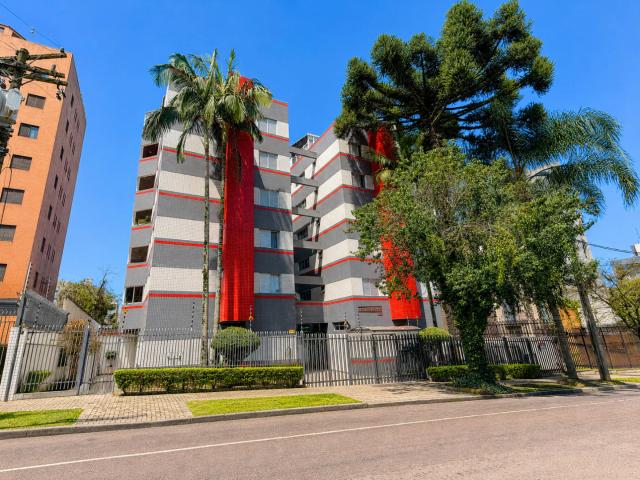 Apartamento para Venda em Curitiba/PR Água Verde 3 Quartos