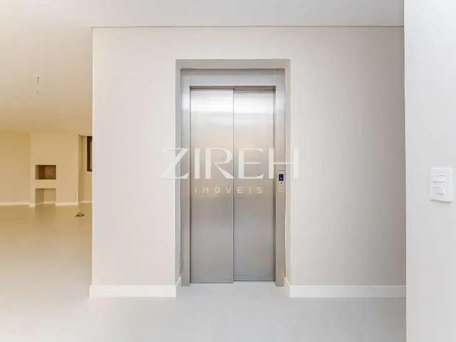 Apartamento para Venda em Curitiba/PR Água Verde 3 Quartos