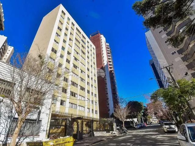 Apartamento para Venda em Curitiba/PR Água Verde 3 Quartos