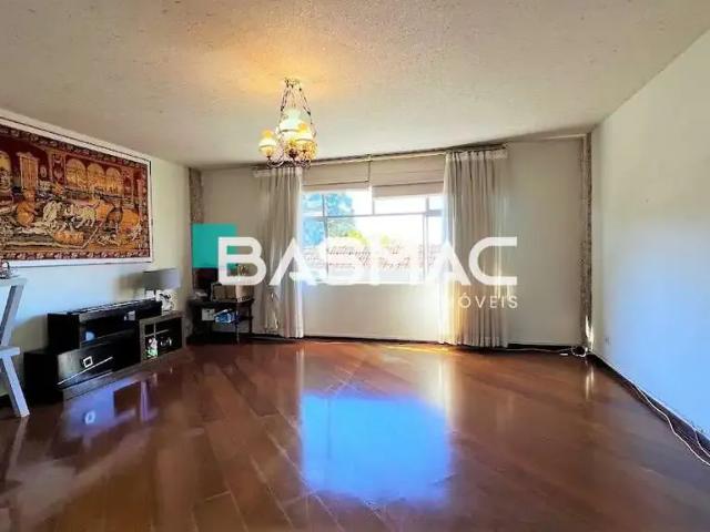Apartamento para Venda em Curitiba/PR Água Verde 3 Quartos
