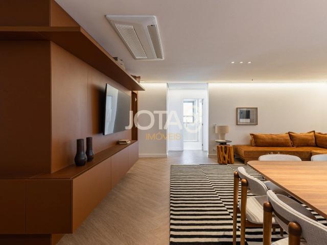Apartamento para Venda em Curitiba/PR Água Verde 3 Quartos