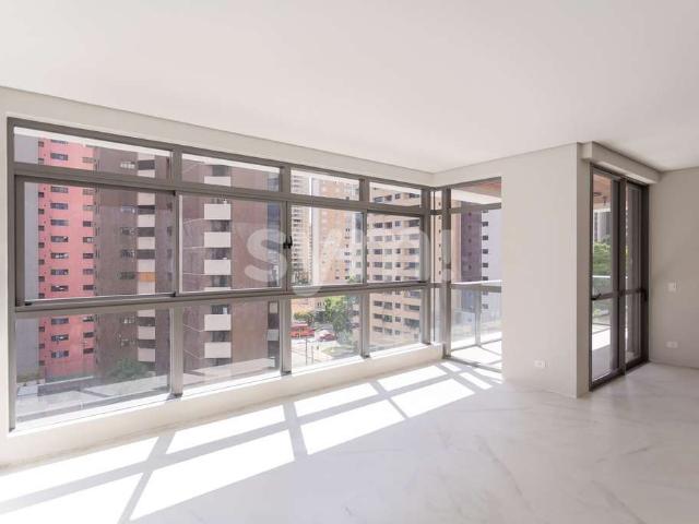 Apartamento para Venda em Curitiba/PR Água Verde 3 Quartos