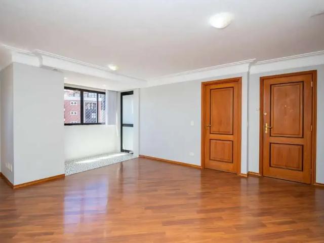 Apartamento para Venda em Curitiba/PR Ahú 2 Quartos