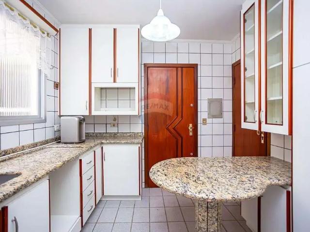 Apartamento para Venda em Curitiba/PR Alto da Glória 3 Quartos