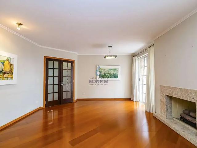 Apartamento para Venda em Curitiba/PR Batel 3 Quartos