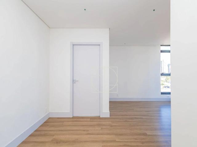 Apartamento para Venda em Curitiba/PR Batel 3 Quartos