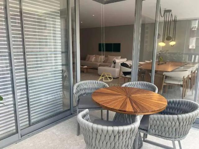 Apartamento para Venda em Curitiba/PR Batel 3 Quartos