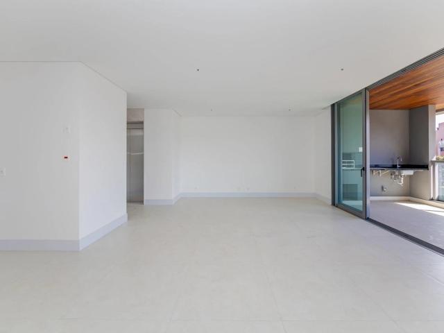 Apartamento para Venda em Curitiba/PR Batel 3 Quartos