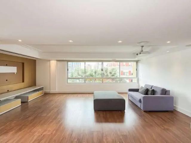 Apartamento para Venda em Curitiba/PR Batel 3 Quartos