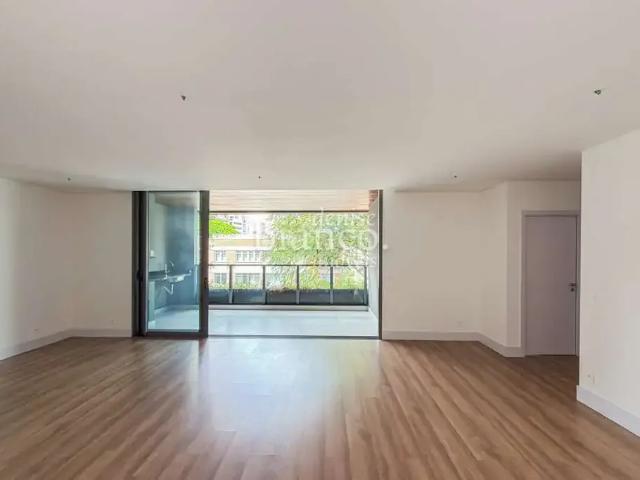 Apartamento para Venda em Curitiba/PR Batel 3 Quartos