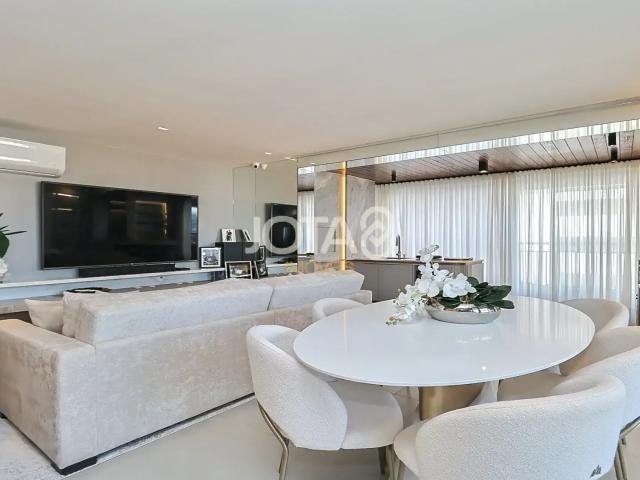 Apartamento para Venda em Curitiba/PR Batel 2 Quartos