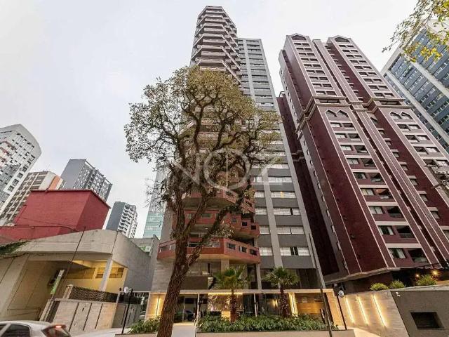 Apartamento para Venda em Curitiba/PR Batel 4 Quartos