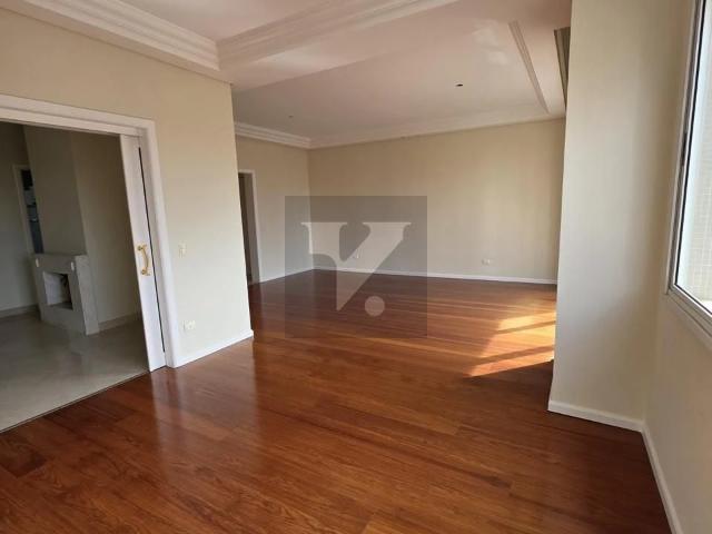 Apartamento para Venda em Curitiba/PR Batel 4 Quartos