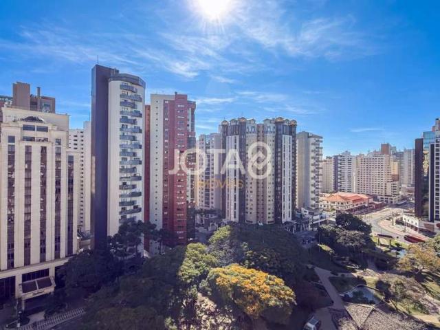 Apartamento para Venda em Curitiba/PR Batel 4 Quartos