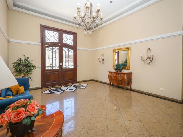 Apartamento para Venda em Curitiba/PR Batel 4 Quartos