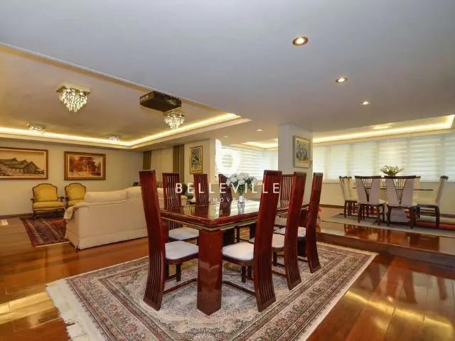 Apartamento para Venda em Curitiba/PR Batel 4 Quartos