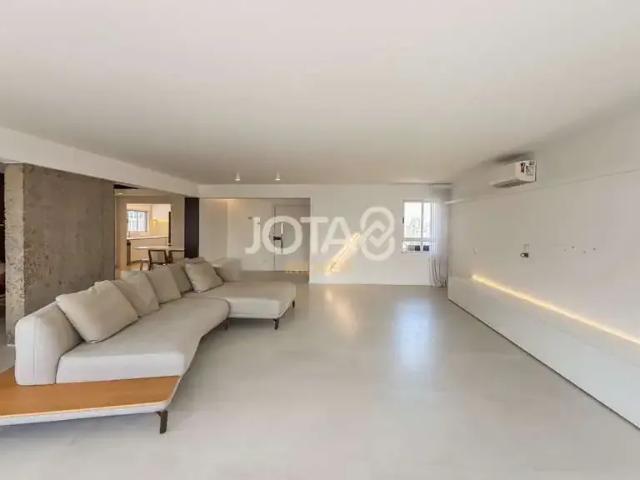 Apartamento para Venda em Curitiba/PR Batel 4 Quartos