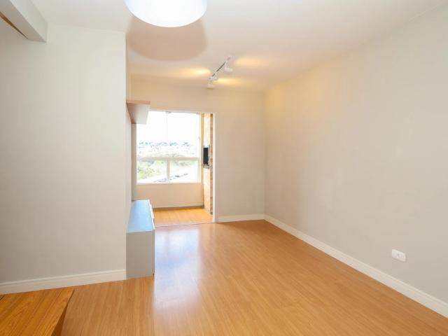 Apartamento para Venda em Curitiba/PR Bacacheri 2 Quartos