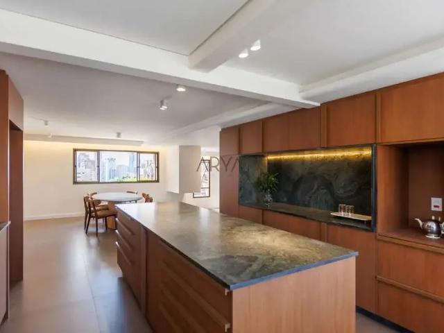 Apartamento para Venda em Curitiba/PR Bigorrilho 3 Quartos