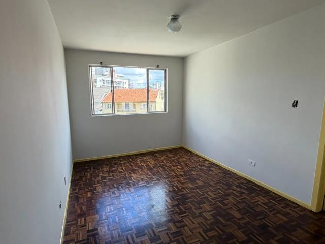 Apartamento para Venda em Curitiba/PR Novo Mundo 3 Quartos
