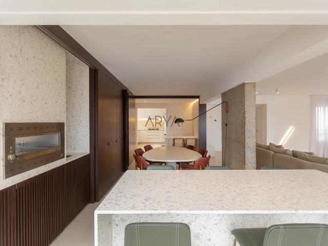 Apartamento para Venda em Curitiba/PR Seminário 4 Quartos