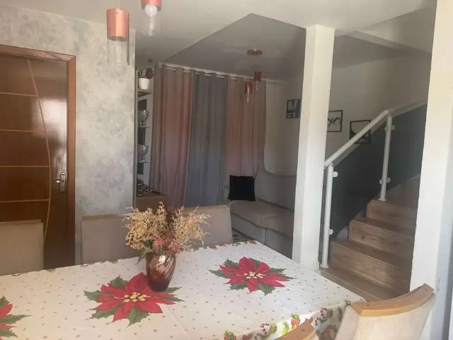 Apartamento para Venda em Curitiba/PR Sítio Cercado 4 Quartos