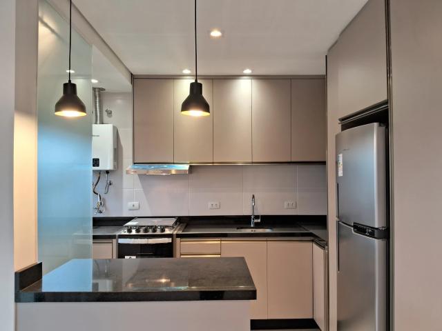 Apartamento para Venda em Curitiba/PR Portão 2 Quartos