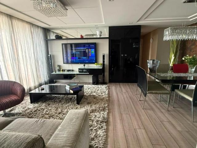 Apartamento para Venda em Curitiba/PR Portão 3 Quartos