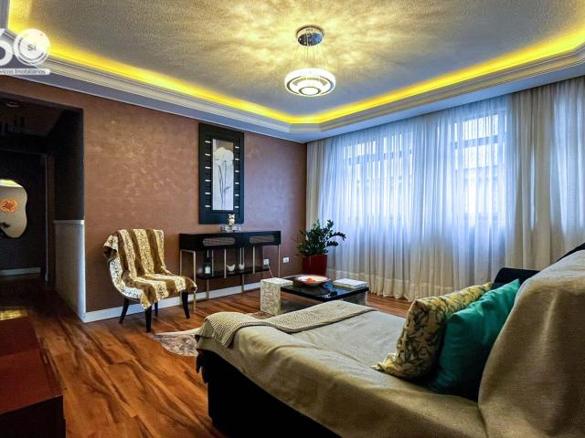 Apartamento para Venda em Curitiba/PR Portão 3 Quartos