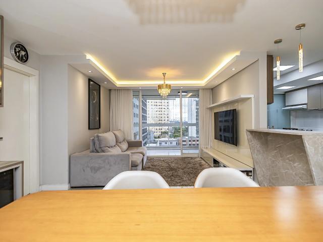Apartamento para Venda em Curitiba/PR Portão 3 Quartos