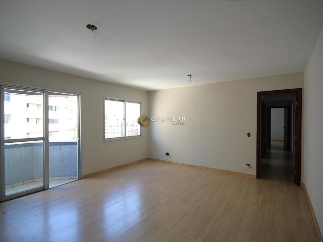 Apartamento para Venda em Curitiba/PR Portão 3 Quartos