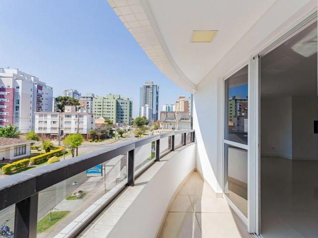 Apartamento para Venda em Curitiba/PR Portão 3 Quartos