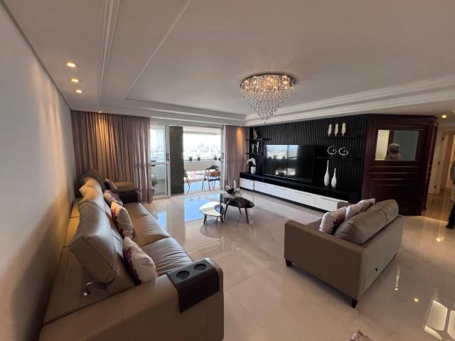 Apartamento para Venda em Curitiba/PR Rebouças 4 Quartos