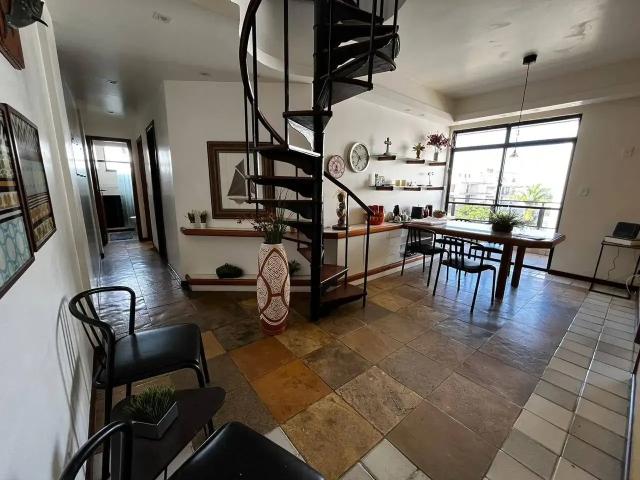Apartamento para Venda em Cabo Frio/RJ Algodoal 4 Quartos