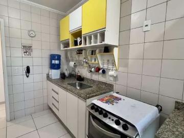 Apartamento para Venda em Cabo Frio/RJ Braga 3 Quartos
