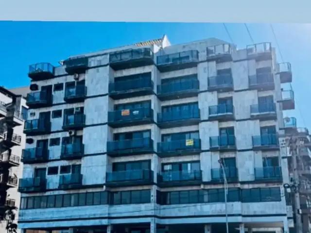 Apartamento para Venda em Cabo Frio/RJ Centro 3 Quartos