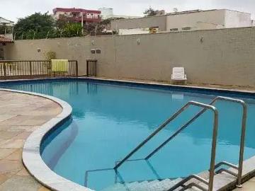Apartamento para Venda em Cabo Frio/RJ Centro 3 Quartos