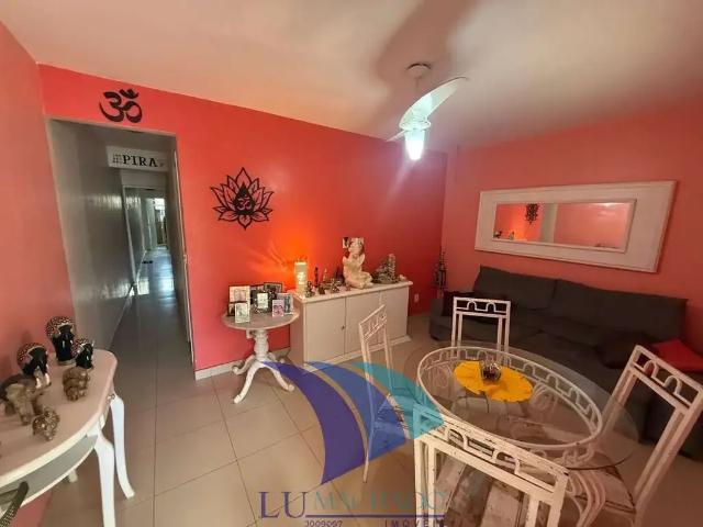 Apartamento para Venda em Cabo Frio/RJ Jardim Excelsior 3 Quartos
